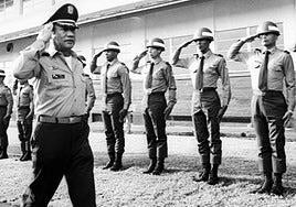 El precedente de Manuel Noriega: capturado hace 36 años por EE UU tras refugiarse en la nunciatura con cuatro etarras