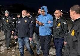 Sacado a rastras del dormitorio, parada de emergencia en Puerto Rico... Así fue el periplo de Maduro desde Caracas a Nueva York