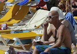 La sanidad pública canaria ha ayudado a 19.000 personas a dejar de fumar