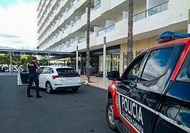 Interceptado un taxi ilegal que operaba entre el Aeropuerto de Gran Canaria y zonas turísticas del sur