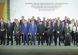 La UE se compromete a desplegar militares en Ucrania en caso de un alto el fuego