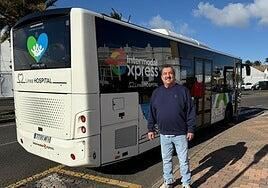 Nueva guagua para acceder al Hospital Doctor José Molina Orosa