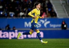 Pedrola acelera, tira la puerta abajo y pide sitio en el once titular