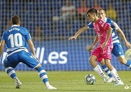 El último precedente en casa de la UD ante el Dépor, goleada por 3-0 con gol de Viera y Pedri de anfitrión en la medular