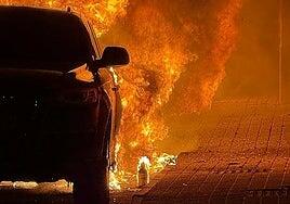 Detenido un joven de 26 años por incendiar el coche del alcalde de un pueblo de Segovia