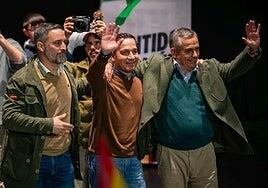 Vox apunta a competencias en campo, industria y seguridad para pactar con el PP en Extremadura