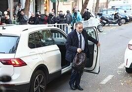 Anticorrupción mantiene que Ábalos siga en prisión por «riesgo extremo» de fuga