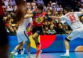 Los Hispanos se dan ante Serbia la primera alegría en el Europeo