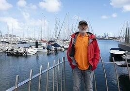 «Llevo nueve años viviendo en mi barco y lo hago porque la ley me lo permite»