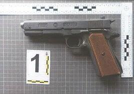 La pistola que tenía en su casa el abogado investigado por violencia de género en el sur de Gran Canaria está «capacitada» para disparar