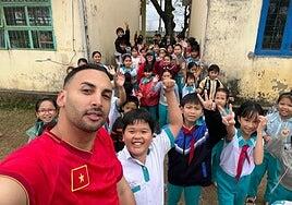 Acción solidaria de DJ Sammyto en Vietnam