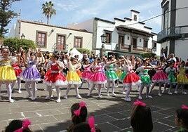 Programa completo del carnaval de Villa de Moya 2026: talleres, feria de artesanía, gala drag y conciertos