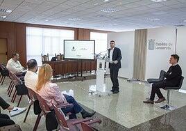 Betancort plantea acuerdos con Madrid y Cantabria para captar nuevos turistas