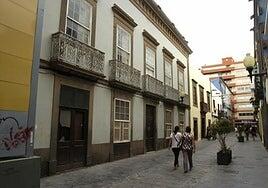 Otro edificio de Triana que rebaja su nivel de protección