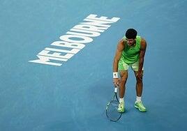 Jugo de pepinillos, el remedio casero que ha usado Carlos Alcaraz contra Zverev