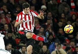 El exfutbolista Mikel San José vence a la Seguridad Social y cobrará una pensión vitalicia por incapacidad