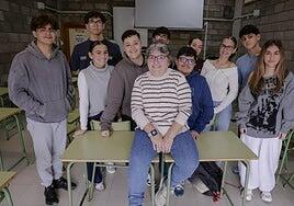 Carrera contrarreloj para estudiar a Franco: «Es fácil verse con el agua al cuello y pasar contenidos de forma somera»