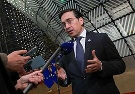 Albares felicita a su homólogo venezolano por la amnistía anunciada a los presos políticos