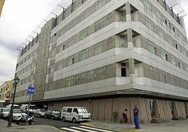 Educación niega que no se cubran vacantes por falta de personal para tramitarlas