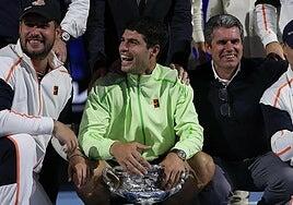 El apellido Alcaraz ya es eterno: Carlos lo hace en el nombre del padre