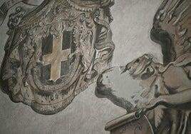 Borran los rasgos de Meloni de la cara del ángel que apareció en una polémica restauración