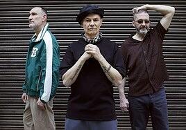 «Somos cronistas de una época y el amor ha hecho mella en nosotros y en las canciones»