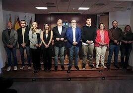 El gobierno de Santa Lucía se reorganiza tras el cese de tres concejales y garantiza la estabilidad