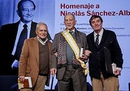 «La verdad produce urticaria a ciertos políticos», asegura Nicolás Sánchez-Albornoz