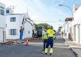 Se retoma la mejora de las calles de Tinasoria