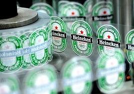 Heineken planea un ajuste de 6.000 empleos ante el parón en el consumo de cerveza