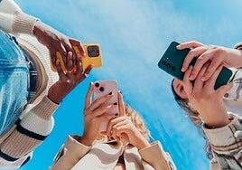 Ni Tinder, ni Instagram, ni el bar de la esquina: así se hacen amigos cuando eres adulto