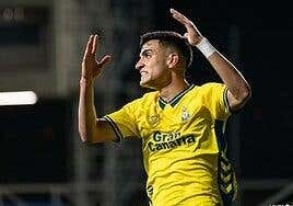 Alarma en el ataque de la UD: Ale García recae de su lesión y es baja para Anduva