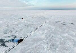 Las bajas temperaturas permiten conducir sobre un mar Báltico congelado
