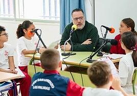 La radio se consolida en las aulas canarias como herramienta didáctica