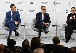 Sánchez abre una grieta en la unidad de la Defensa europea