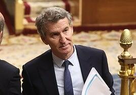 Feijóo antepone desalojar a Sánchez y enfría qué hacer con Vox: «No vamos a vaciar el centro»