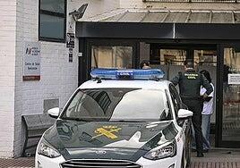 Muere una enfermera tras ser agredida con dos cuchillos por su expareja en un centro de salud de Castellón