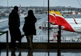 Aena plantea subir las tarifas 43 céntimos por vuelo cada año hasta 2031