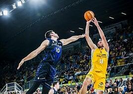 Dreamland Gran Canaria-Surne Bilbao: dos semanas más en tierra de nadie pese a la épica (97-98)