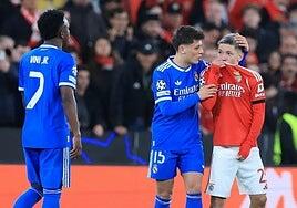 ¿Insultó o no Prestianni de forma racista a Vinicius?: dos versiones de un escándalo que abochorna al fútbol