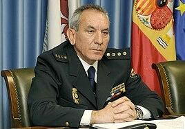 Marlaska condecoró al comisario acusado de encubrir la violación tres meses después de comenzar las coacciones a la víctima