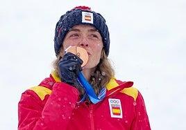 La esquiadora a la que hasta los atropellos hacen aún más fuerte