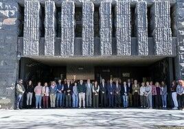 La barbarie machista no cesa y golpea en Canarias: mata a su hijo de diez años y deja en estado crítico a su pareja