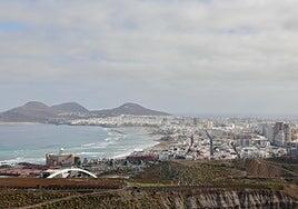 Una masa de aire «anormalmente cálida» llega a Canarias y la Aemet advierte de la vuelta a los 30 grados tras la calima