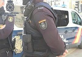 Una niña de 13 años apuñala a su madre con un cuchillo de cocina en Granada