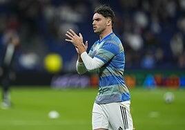 Raúl Asencio tranquiliza al madridismo tras su aparatosa caída en Champions