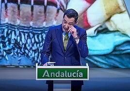 El presidente de Andalucía: «Que nadie piense que vamos a usar la tragedia de Adamuz para dividir o para sacar provecho»