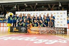 Cristo Cabrera suma y sigue en Alemania: ahora campeón de Copa con el Alba Berlin