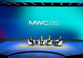 El presidente de Telefónica pide a Bruselas inversión y rapidez para competir con los gigantes tecnológicos