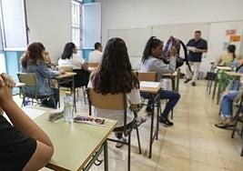 Ley de autoridad del profesorado en Canarias: «Levantarle la mano es lo mismo que hacerlo contra un policía o un médico»